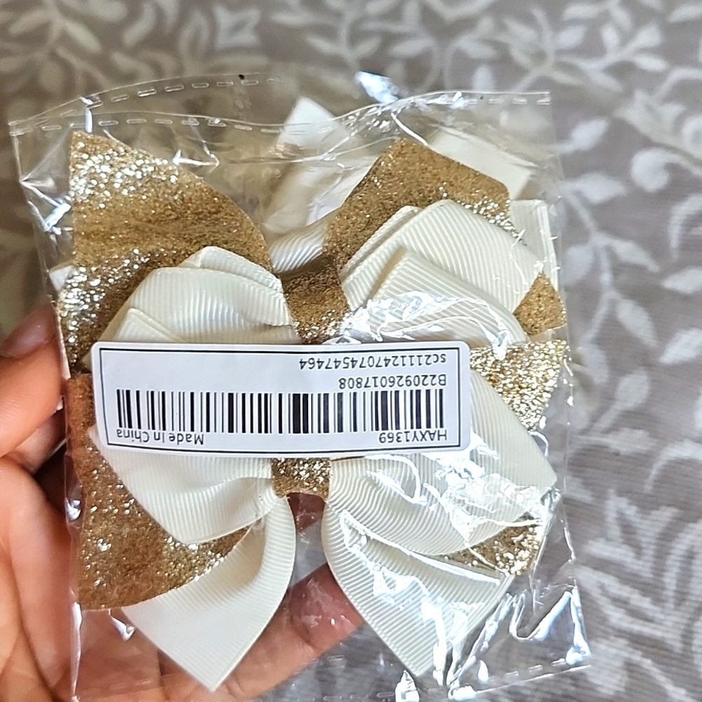 Ivory and gold glitter bow